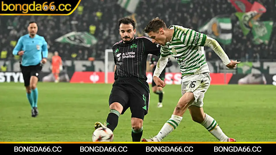 Sao Paulo ra sân với đội hình tiêu biểu tại sân Morumbi